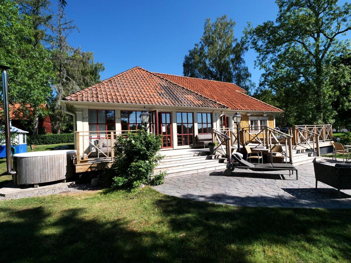 Dufweholms Herrgard Katrineholm Extérieur photo